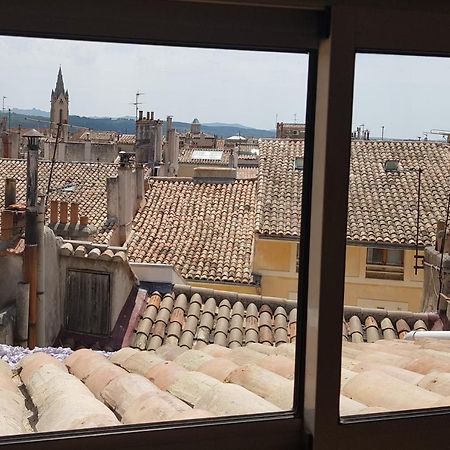 Beau Duplex Avec Terrasse - Centre Historique Apartamento Aix-en-Provence Exterior foto